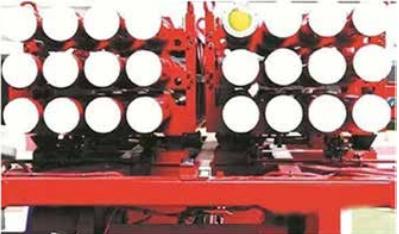 遠(yuǎn)程控制滅火導(dǎo)彈發(fā)射車(chē)裝配的滅火彈